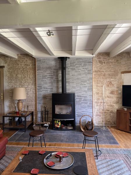 Agenceur expert - Charente maritime : conception de plans sur mesure, optimisation des espaces, choix des matériaux et finitions. Faites confiance à Comptoir des Artisans et demandez un devis personnalisé pour votre projet